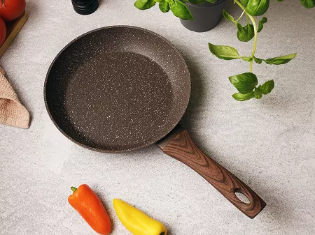 Patelnia 24 cm PINTINOX - Chalet 23.CHA.2524